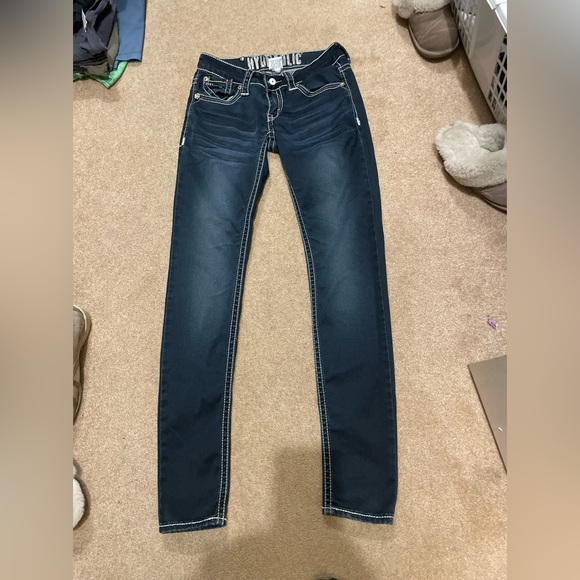 Hydraulic skinny. Size 3/4. Fits small. Great condition no rips and no fraying. - Picture 1 of 3